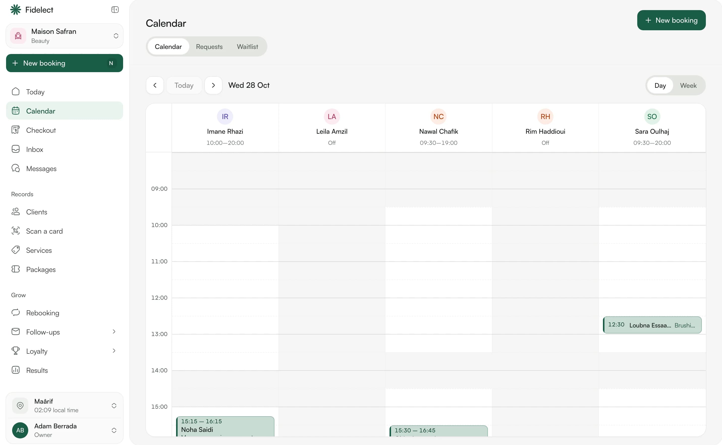 A salon calendar with a column for each stylist